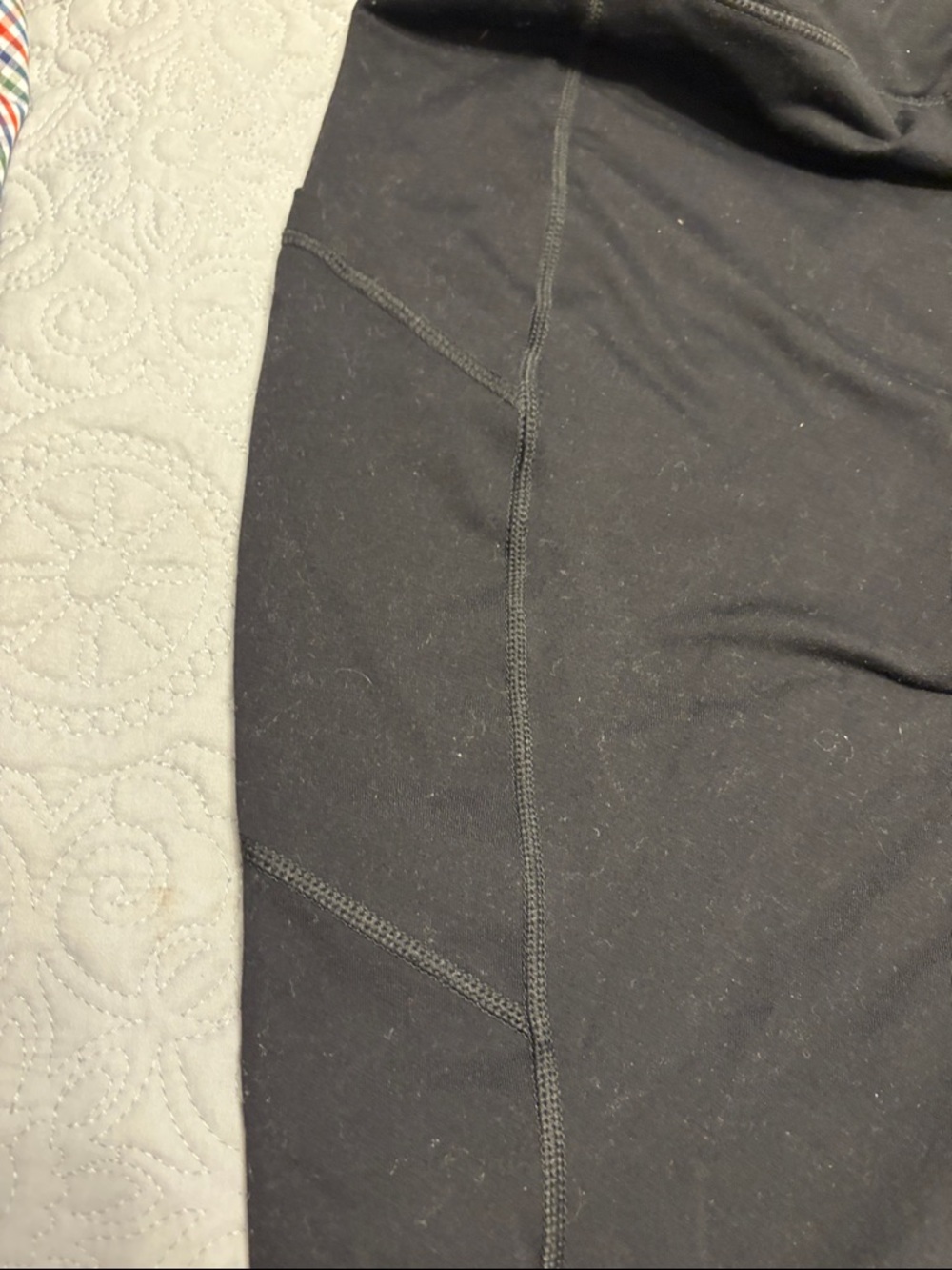 torrid Black Performance Active Capri pants - Picture 3 of 4